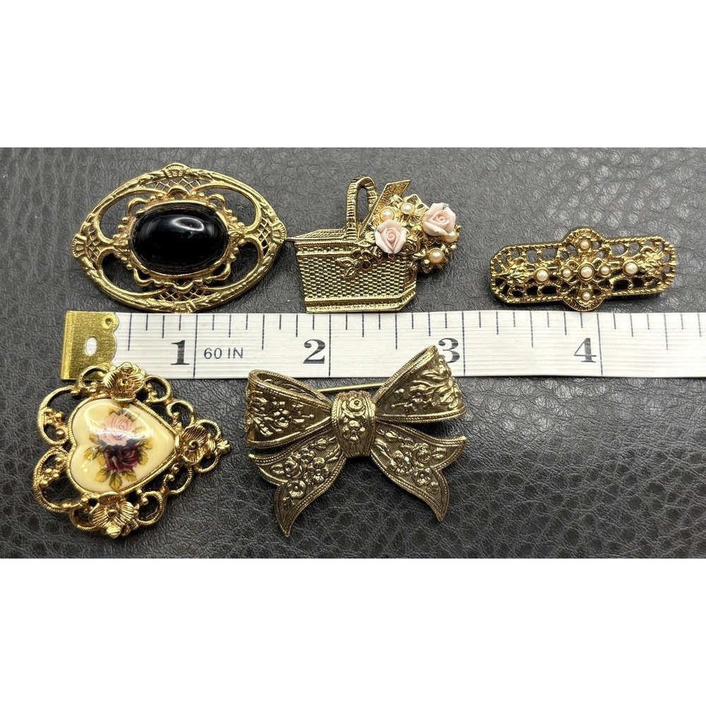 VTG Lot Of 5 Brooch Pin 3 1928 Brand Floral Heart Bow Basket Victorian Style - Picture 9 of 10
